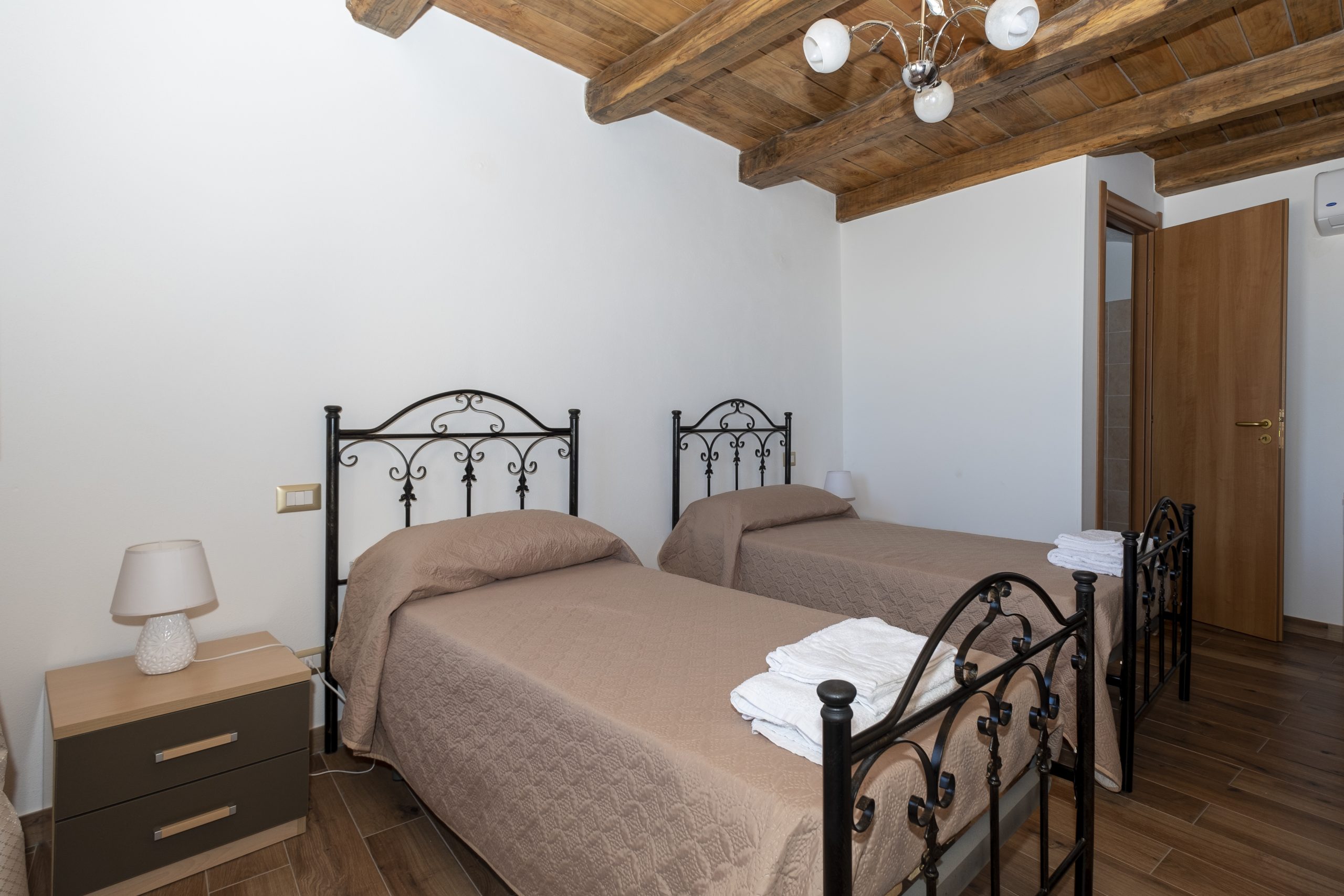 011# Casa Allegria Camini Rc